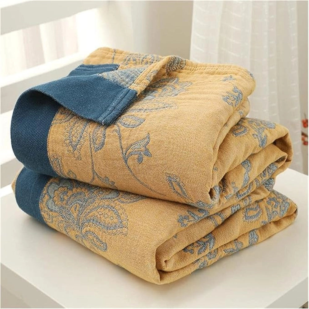 Luxury Gold Silk Comforter - Hypoallergenic Paisley Design Bedding