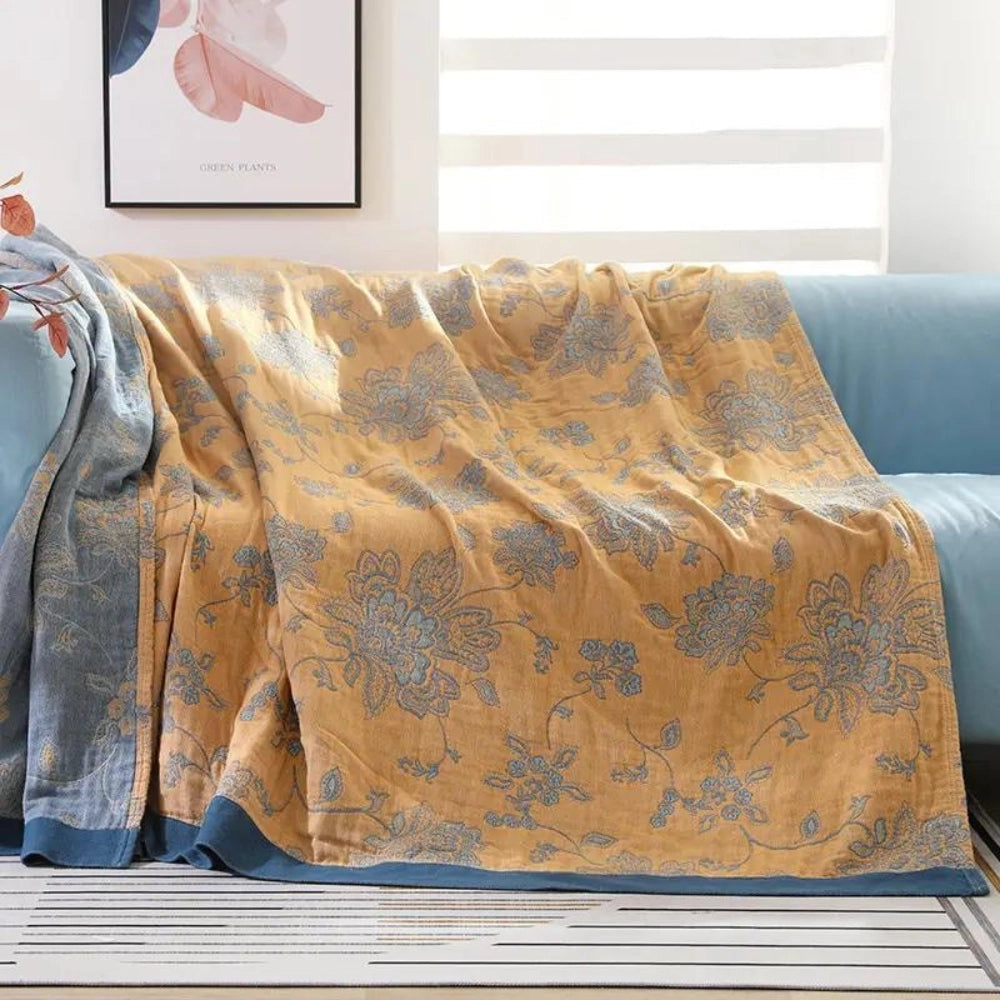 Luxury Gold Silk Comforter - Hypoallergenic Paisley Design Bedding