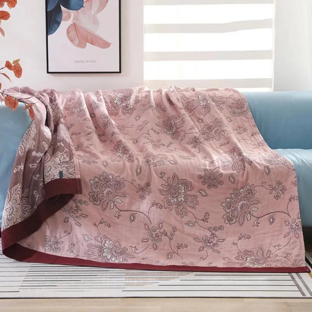 Luxury Gold Silk Comforter - Hypoallergenic Paisley Design Bedding