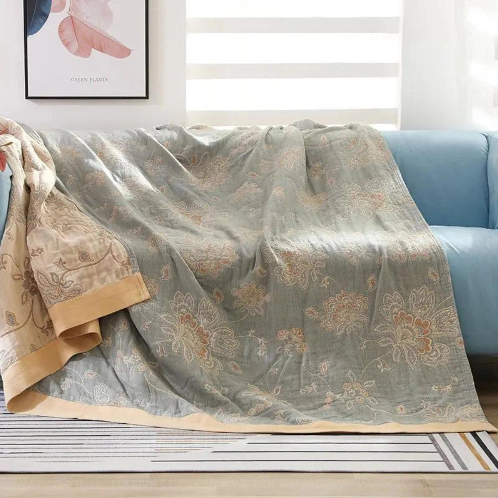 Luxury Gold Silk Comforter - Hypoallergenic Paisley Design Bedding