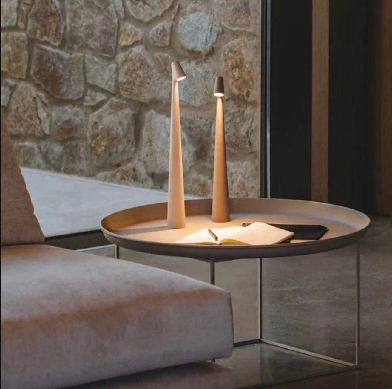 Minimalist LED Touch Lamp - Sleek Aluminum Design, Modern Ambient Lighting
