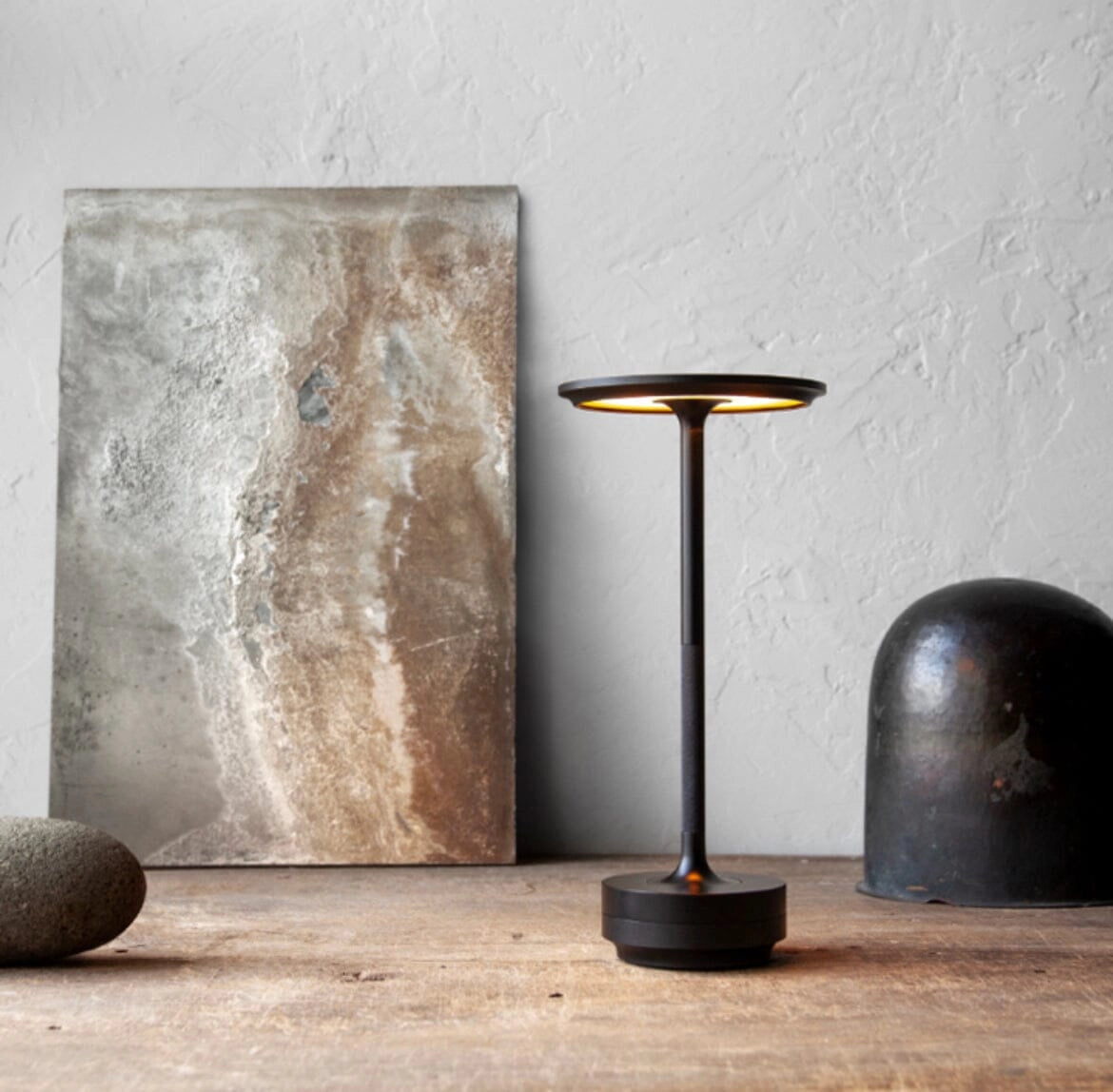 Modern Sleek Black LED Table Lamp - Adjustable Lighting Fixture