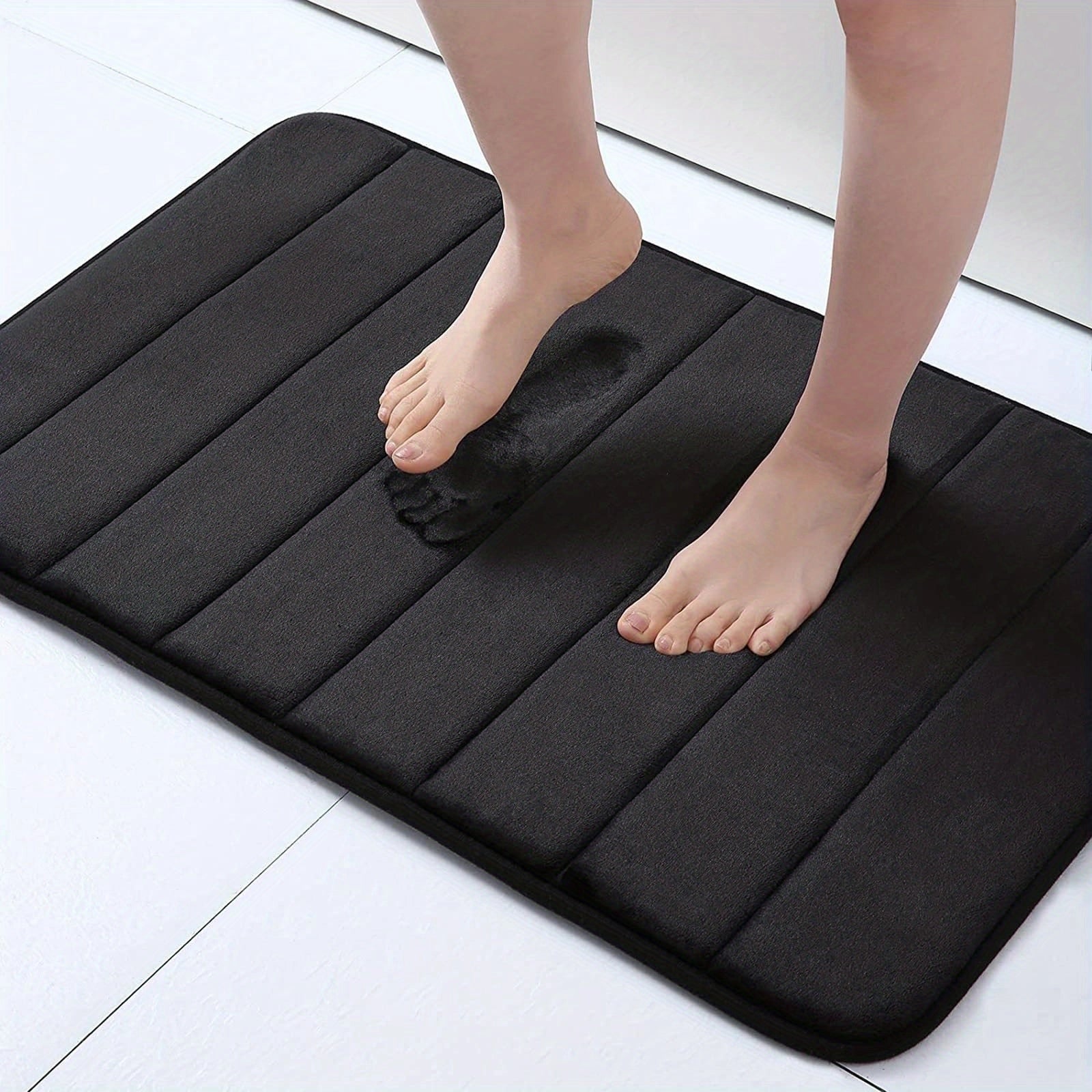 Non-Slip Quick-Dry Grey Microfiber Bath Mat - Water-Absorbent