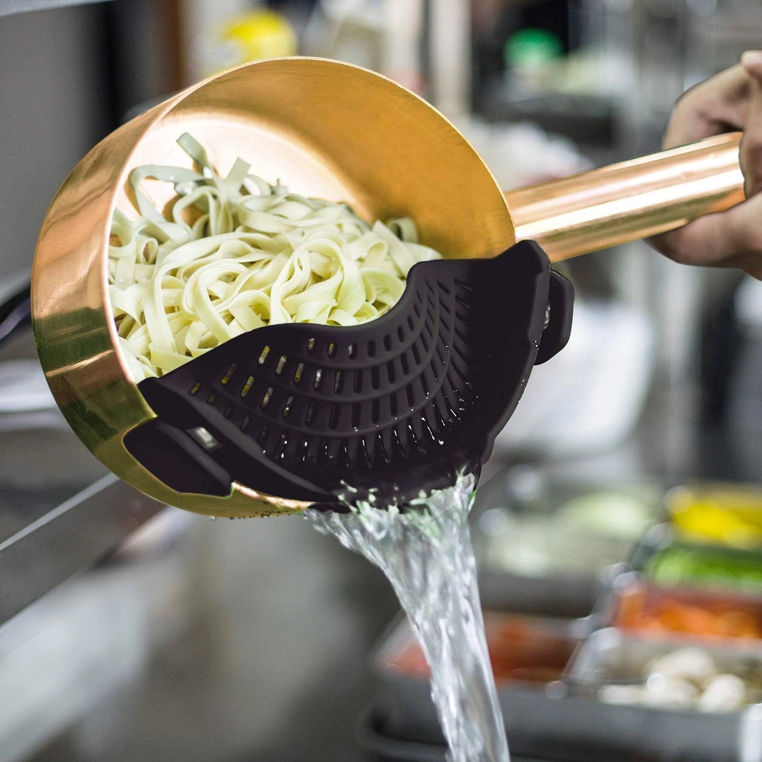 Non-Stick Copper Pasta Pot with Strainer & Ergonomic Handle