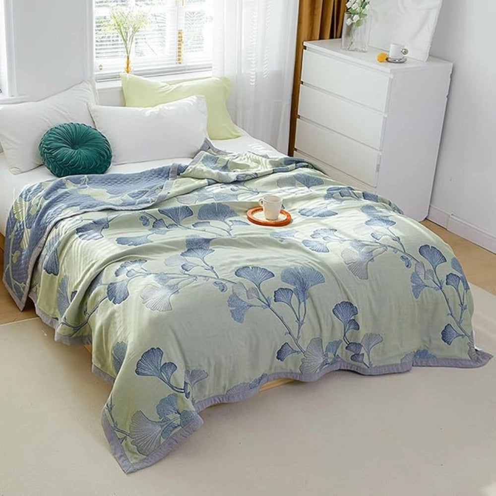 Pastel Green Floral Cotton Throw Blanket - Lightweight Leaf Pattern Decor
