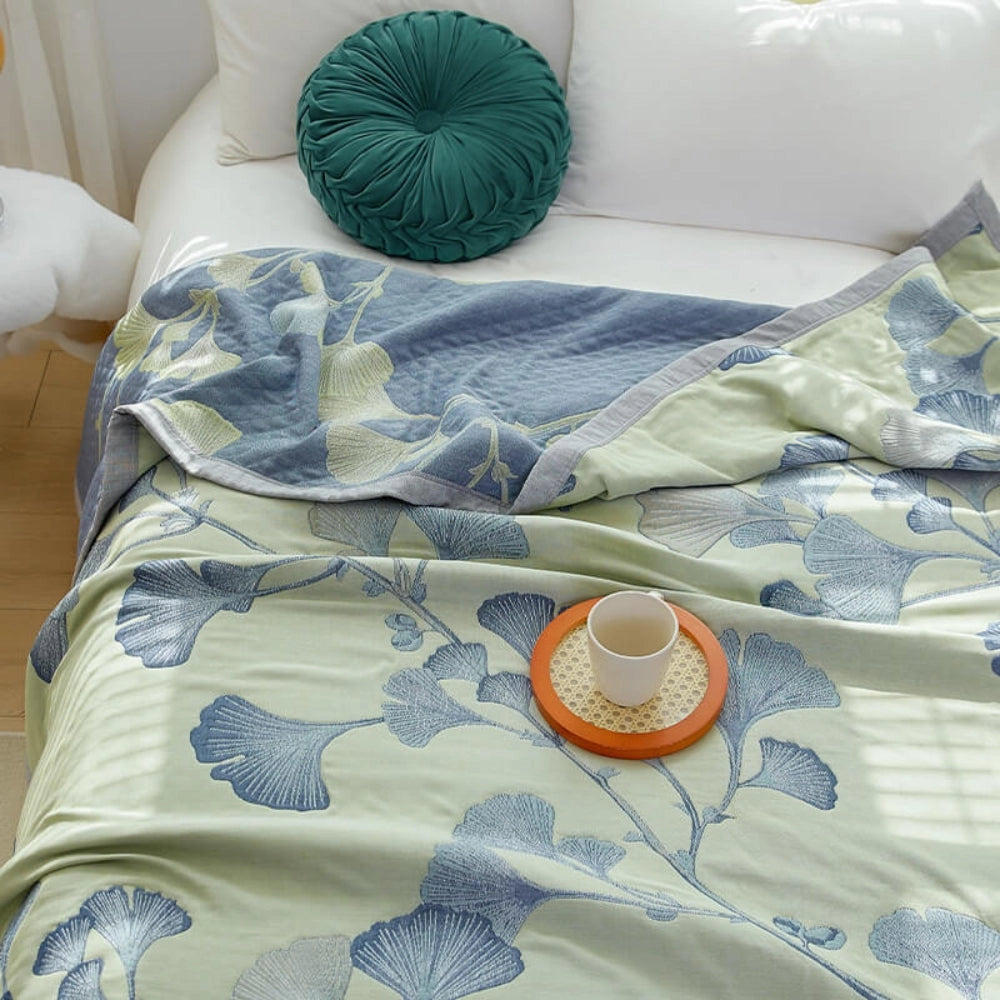 Pastel Green Floral Cotton Throw Blanket - Lightweight Leaf Pattern Decor