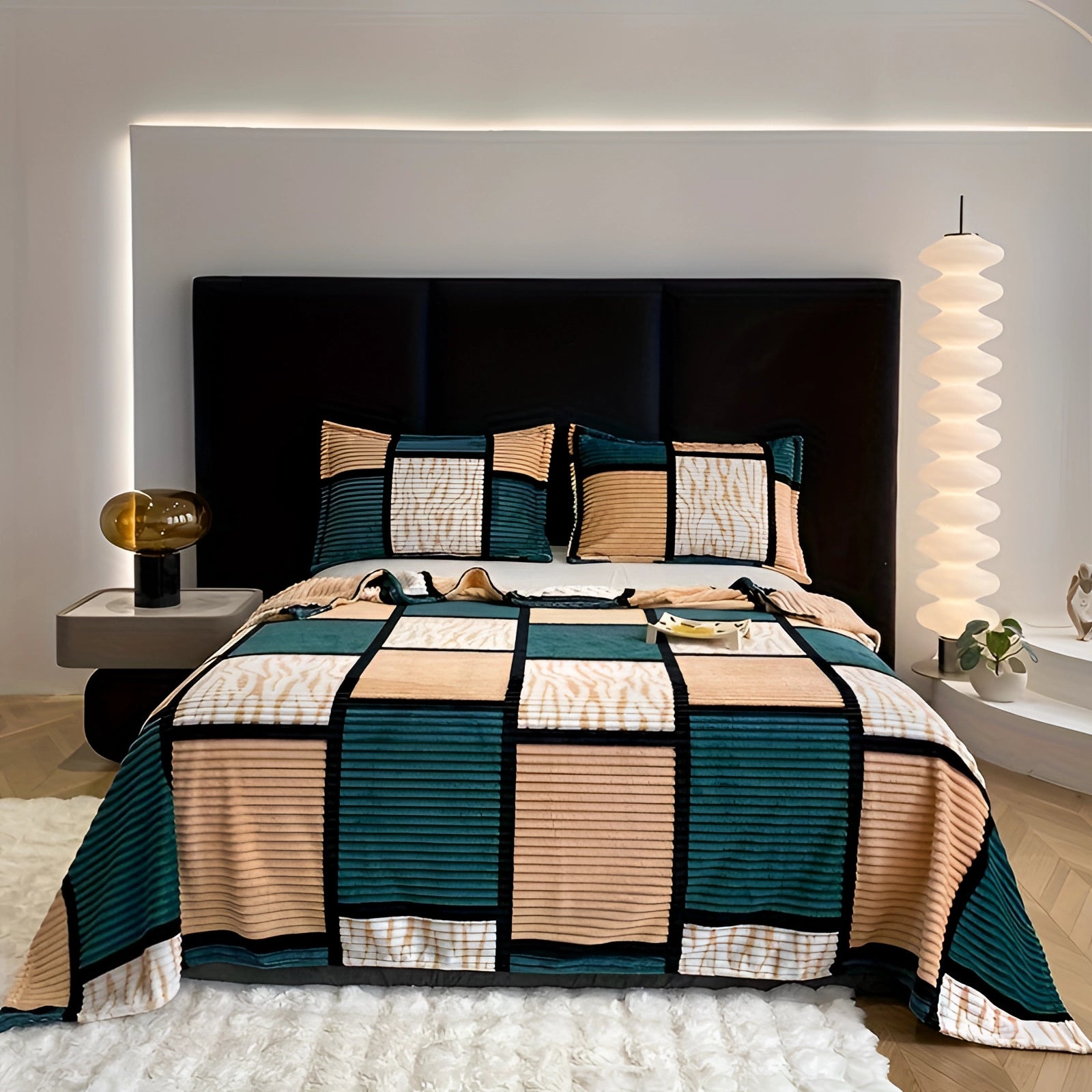 Striped bedding set with a modern geometric quilt design in green and beige, displayed on a bed with a wooden frame. The bedding includes matching pillows and a bed skirt, providing a comfortable and stylish look for contemporary decor. The quilt is sized at 200 x 230 cm.