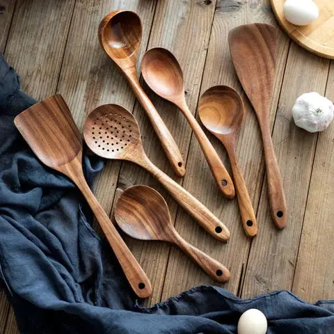 Natural Teak Kitchen Utensil Collection – 9-Piece Set with Holder & Rest
