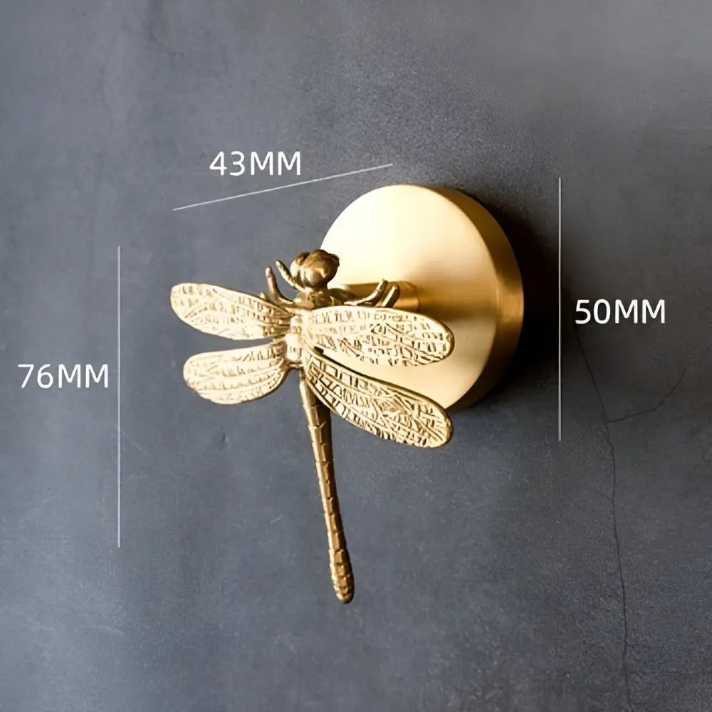 Charming Animal-Themed Wall Hook with Elegant Gold Accent