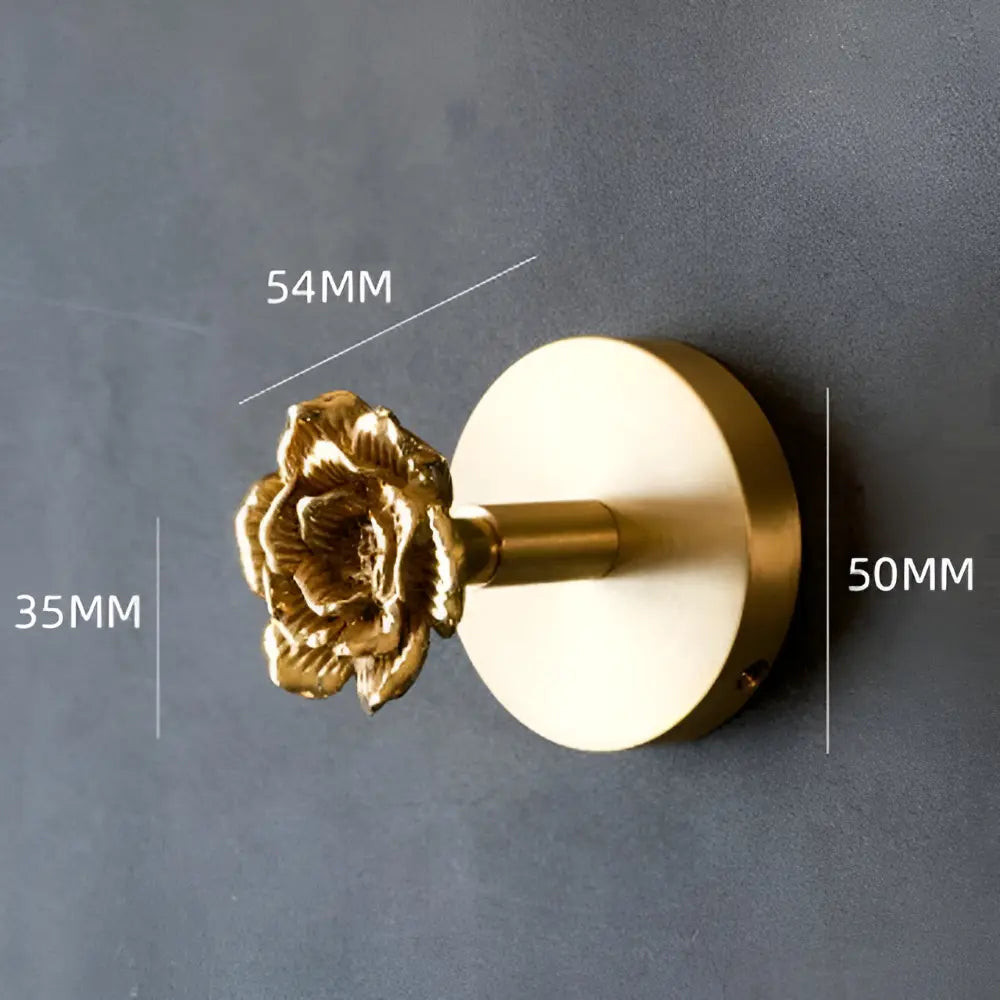 Charming Animal-Themed Wall Hook with Elegant Gold Accent