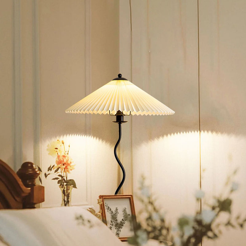 Taavita Floor Lamp "Taavita" – Foldable Lampshade in Elegant Design with Exquisite Details