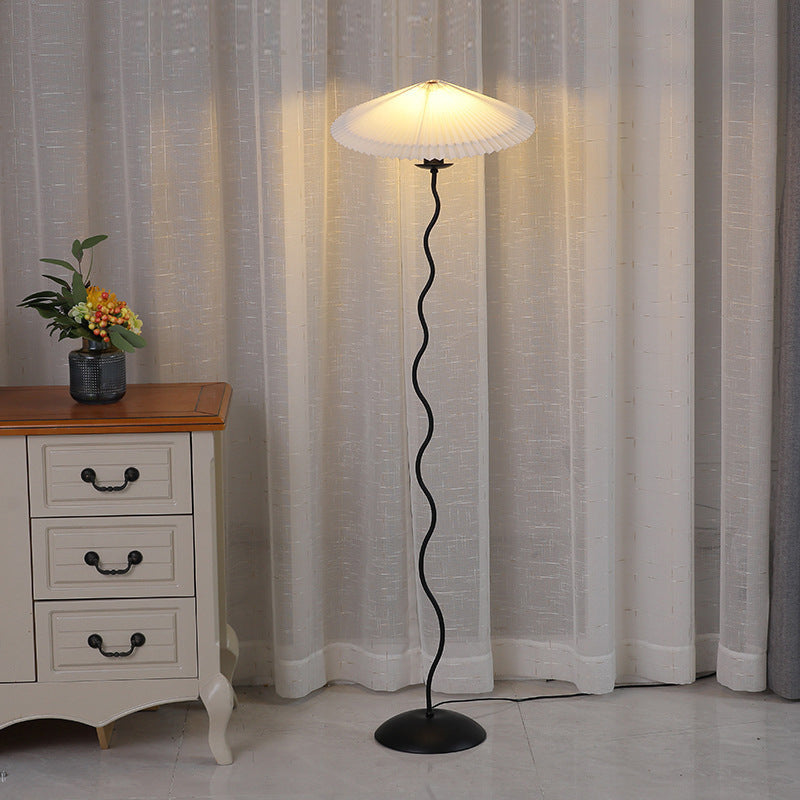 Taavita Floor Lamp "Taavita" – Foldable Lampshade in Elegant Design with Exquisite Details