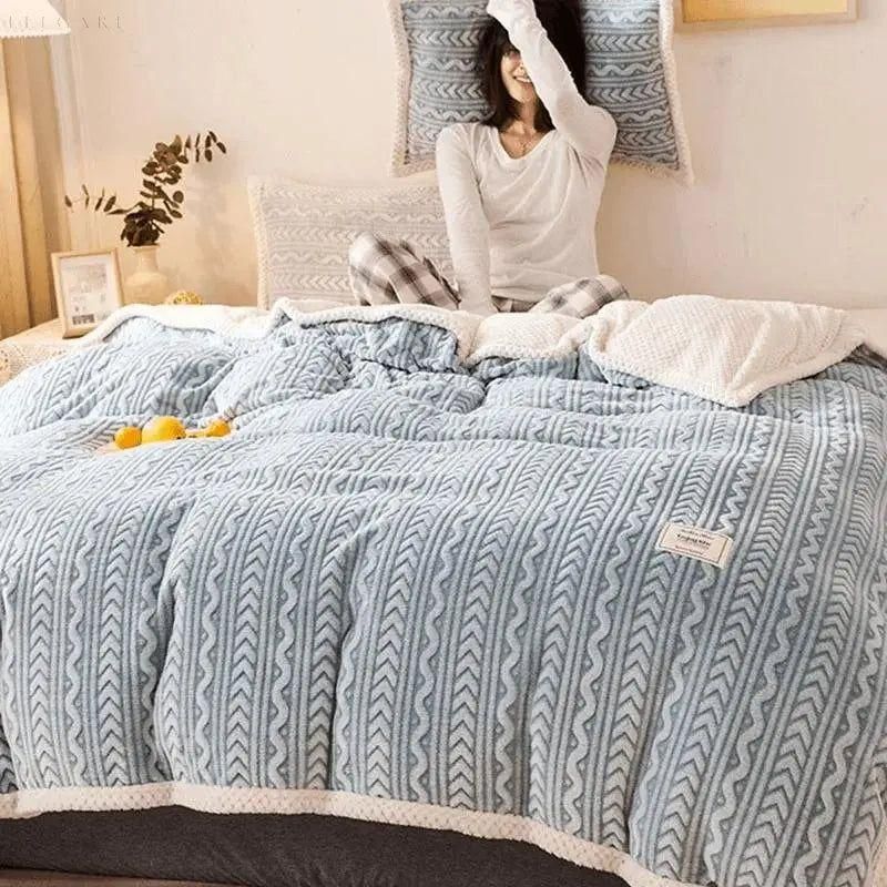 Taavita - Warm and Cozy Winter Blanket for Ultimate Comfort