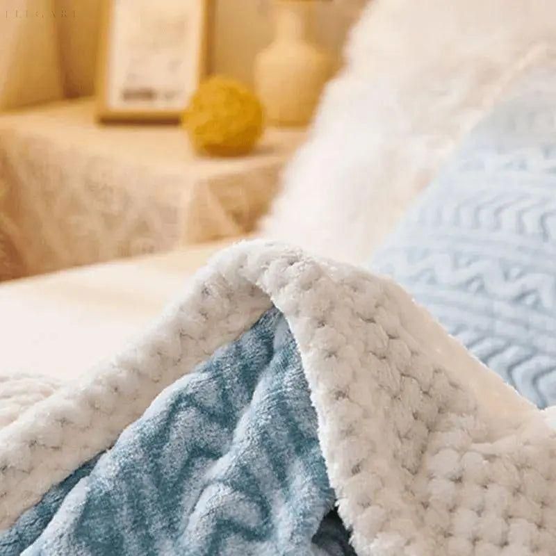 Taavita - Warm and Cozy Winter Blanket for Ultimate Comfort