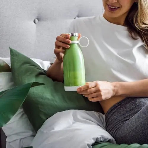 On-the-Go Blender for Fresh Smoothies and Juices