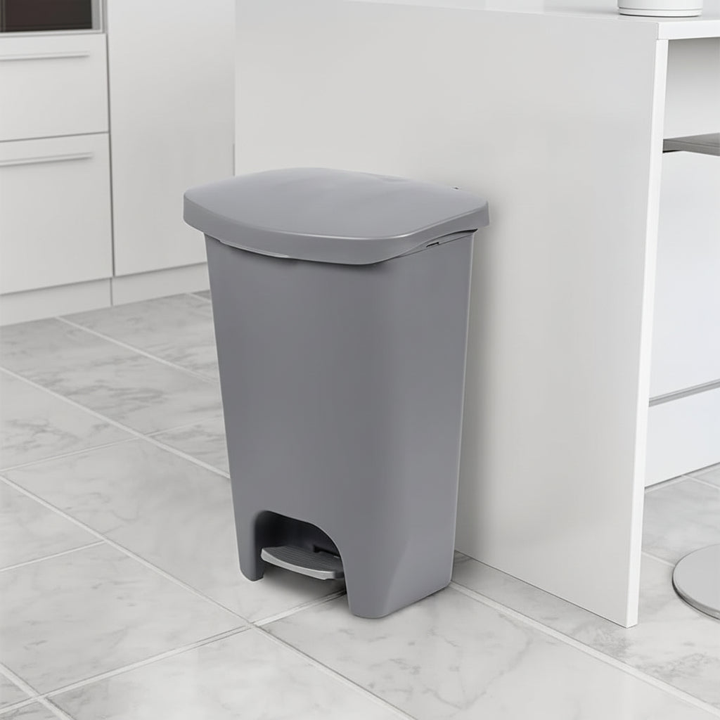13 Gallon White Kitchen Waste Bin with Foot Pedal and Odor Control