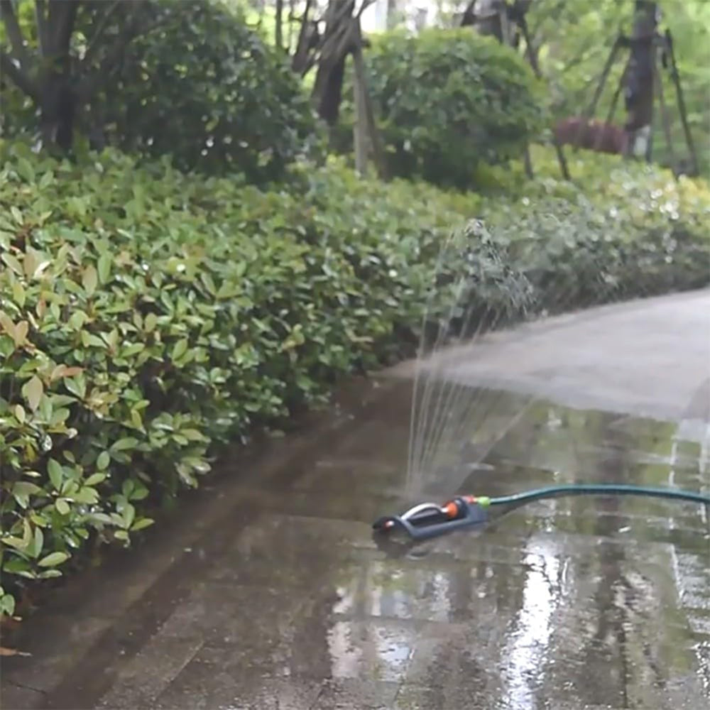 Lawn Oscillating Sprinkler with 19 Nozzles and 4 Spray Settings - Covers 279-418m²