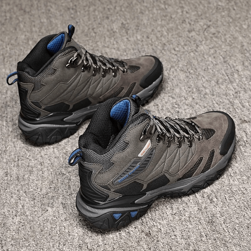 SummitStride Men's All-Weather Hiking Boots for Winter Adventures