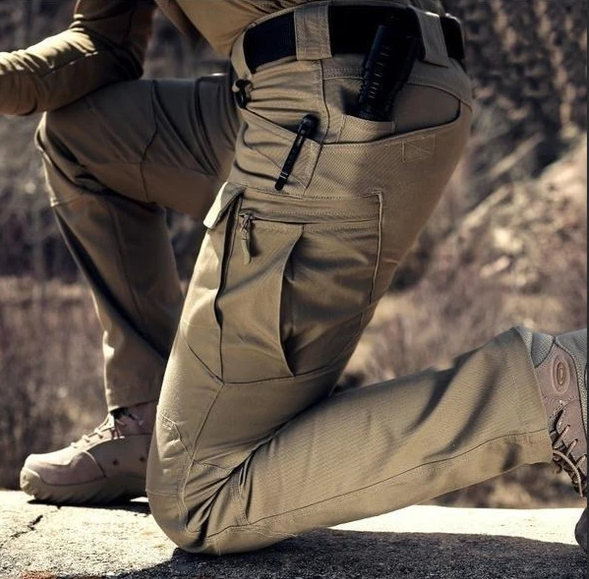 Men's Waterproof Black Cargo Trousers with Multiple Pockets for Outdoors