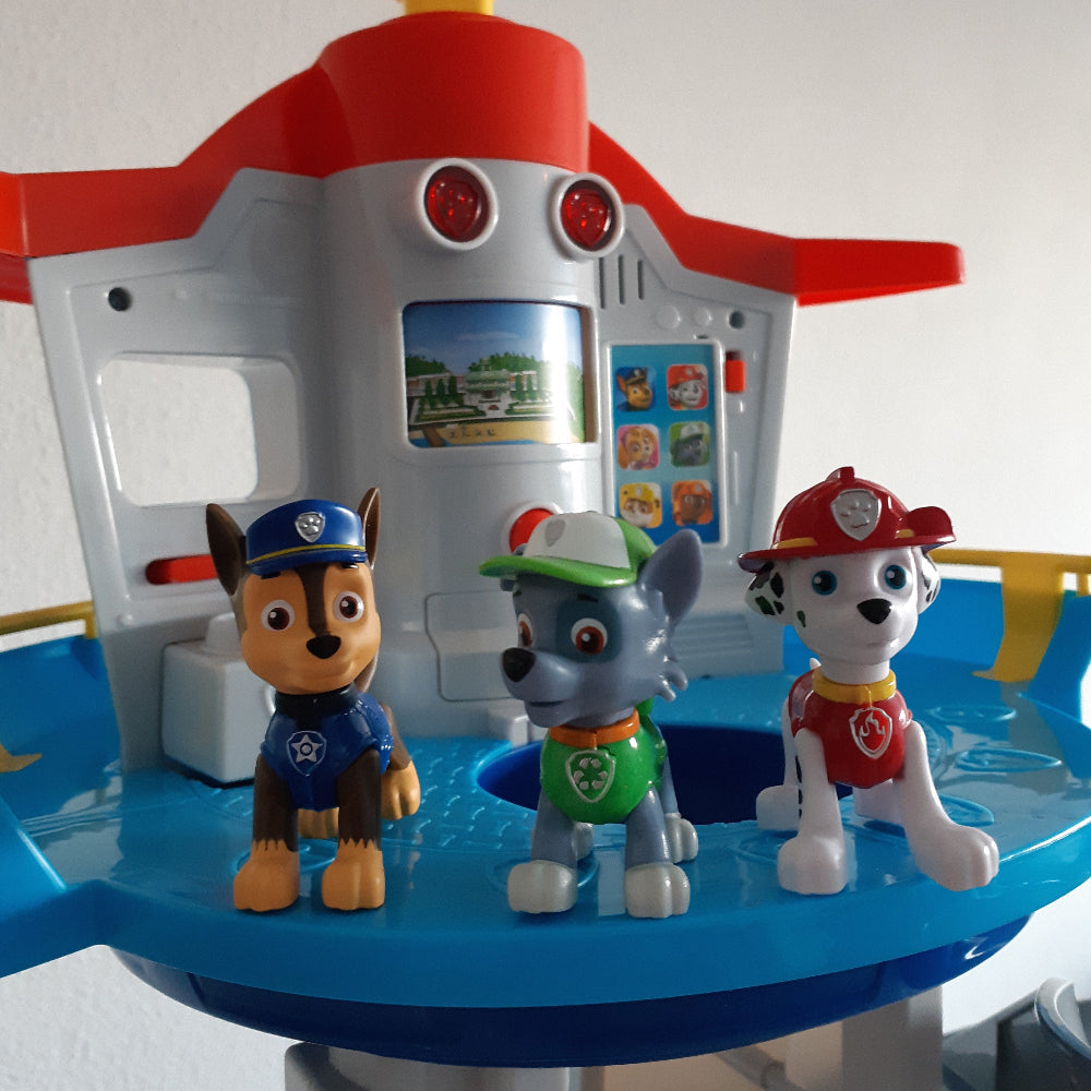 Outdoor Playset with Multi-Level Slide and Lookout Station for Fun Activities