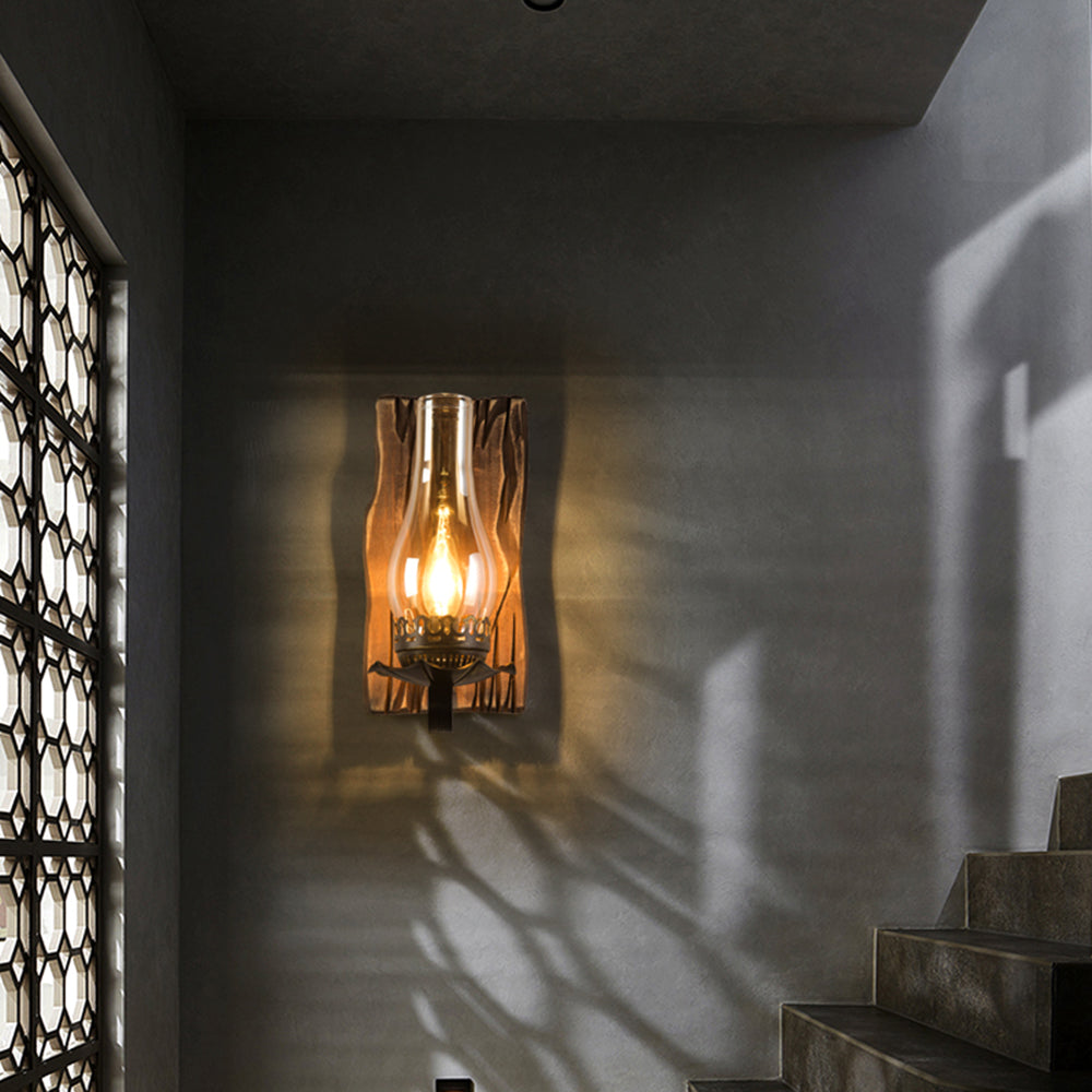 Taavita | Classic Wall Lamp Made of Wood with LED Bulbs