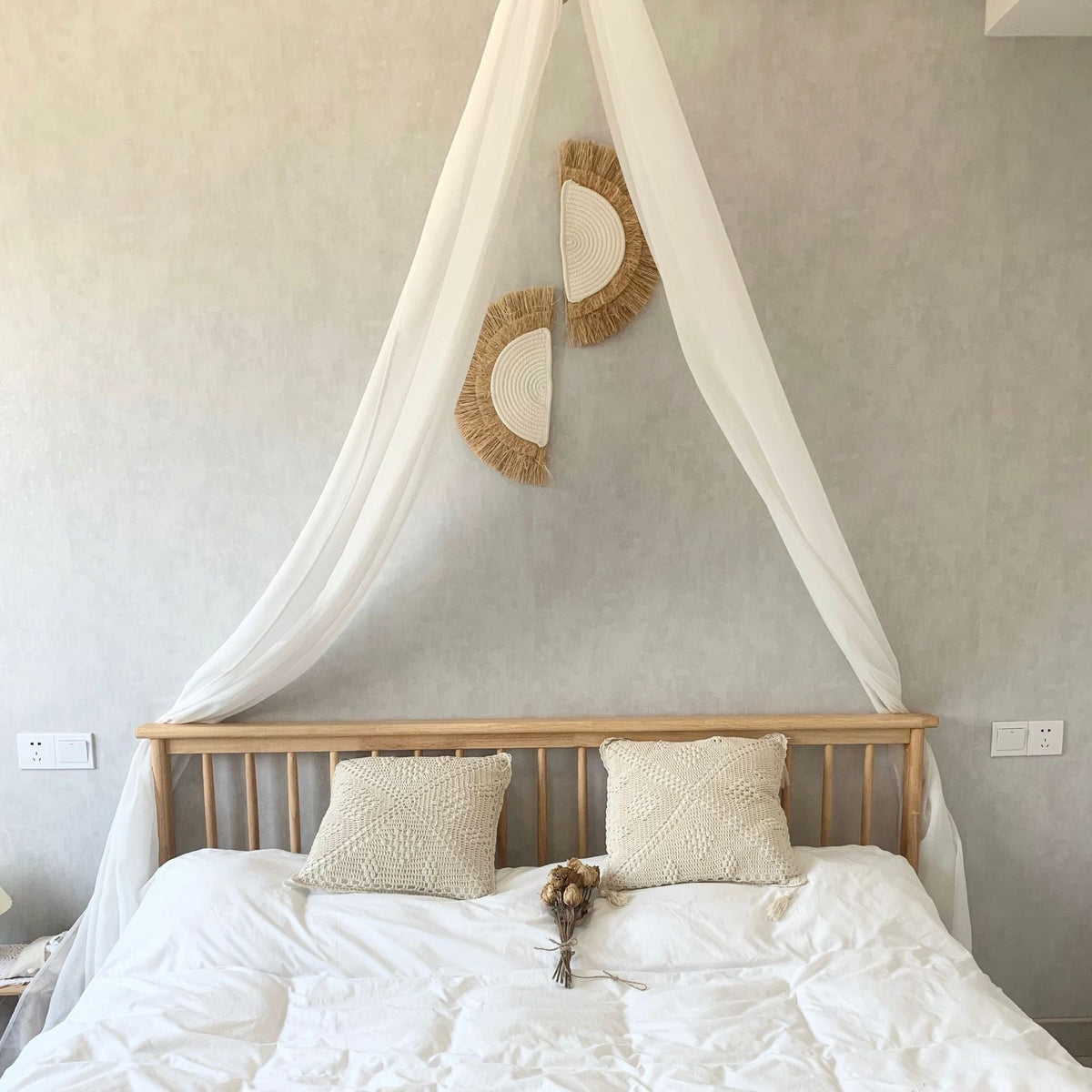 Charming Sun and Moon Wall Decor in Natural Tones