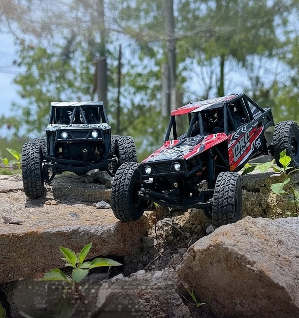 TrailMaster 1:18 Scale 4WD Off-Road Remote Control Vehicle
