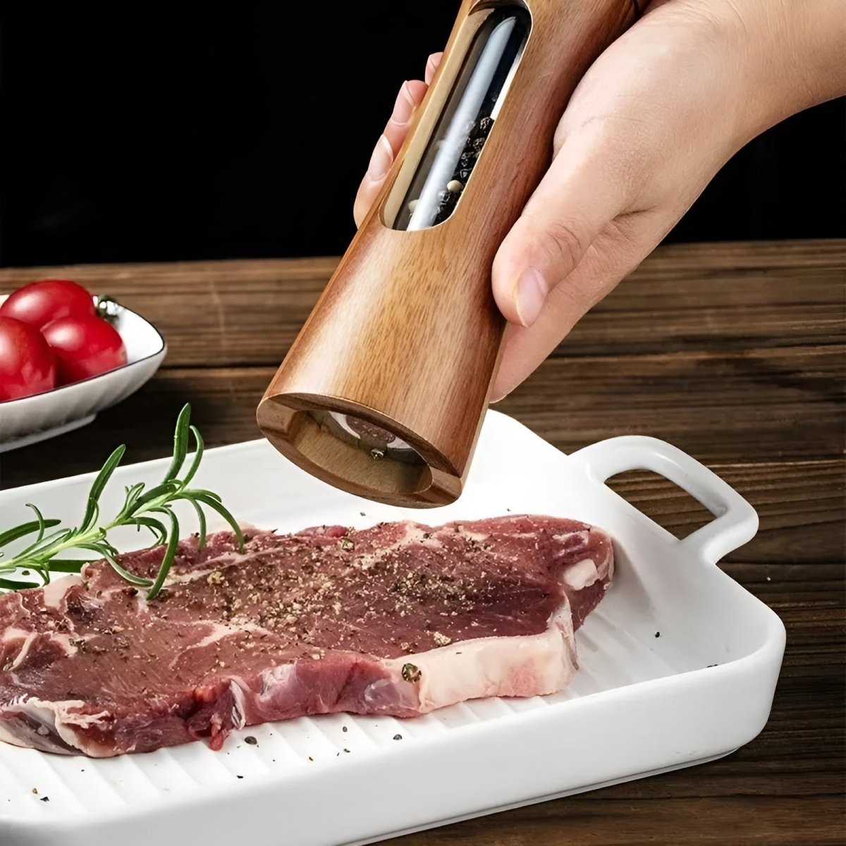 RusticCraft Adjustable Salt and Pepper Mills for Perfect Seasoning