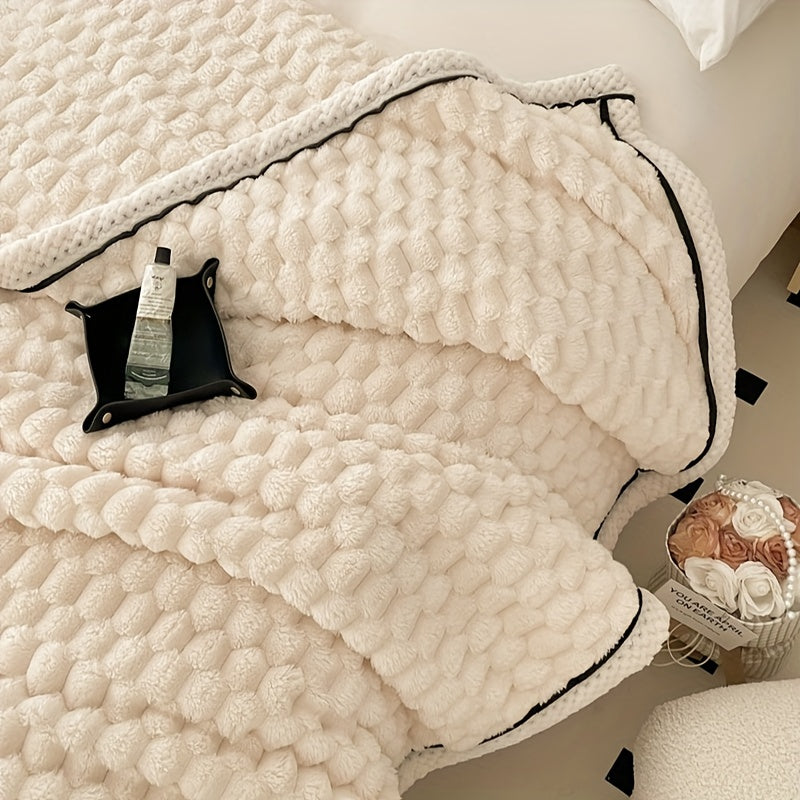Lightweight Microfiber Blanket with Elegant Stripes - Cozy Travel Comfort