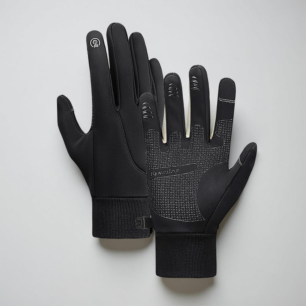 Thermal Touchscreen Gloves for Outdoor Adventures
