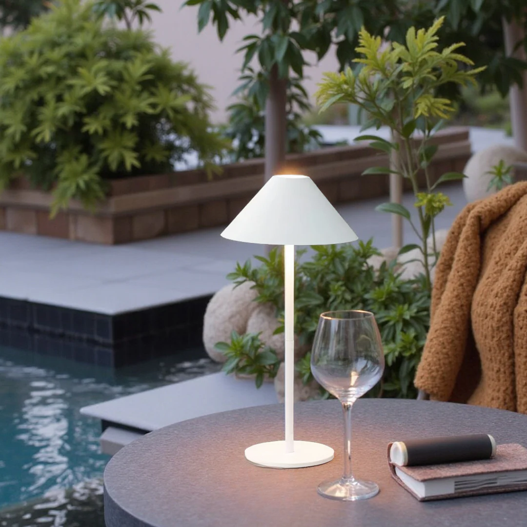 Cordless Adjustable Brightness Lamp – Stylish Lighting Solution