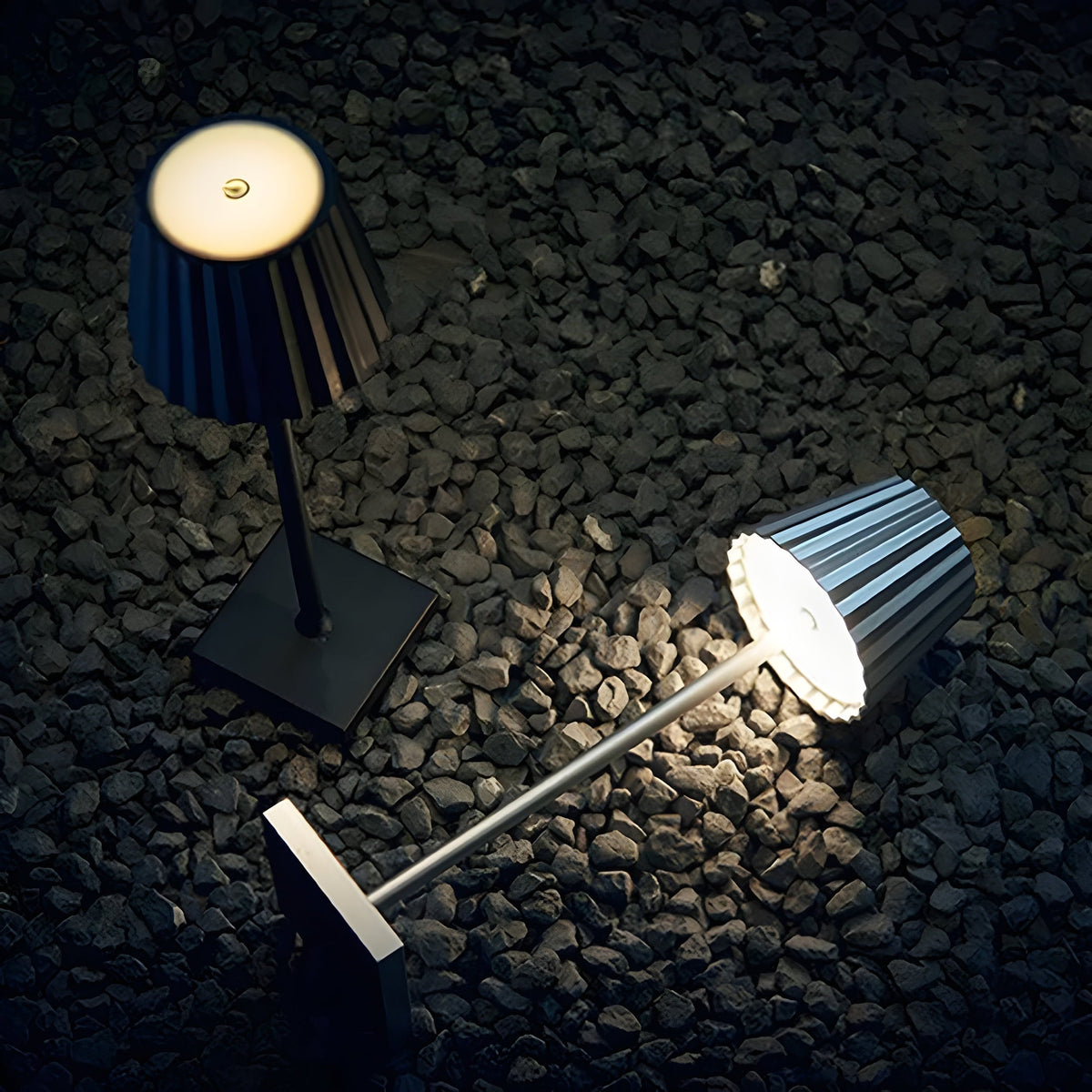 Cordless Touch-Control Table Lamp – Stylish, Battery-Powered Lighting