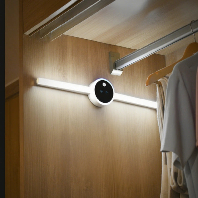 Smart Wireless Wall Light – Remote Control & Adjustable Brightness