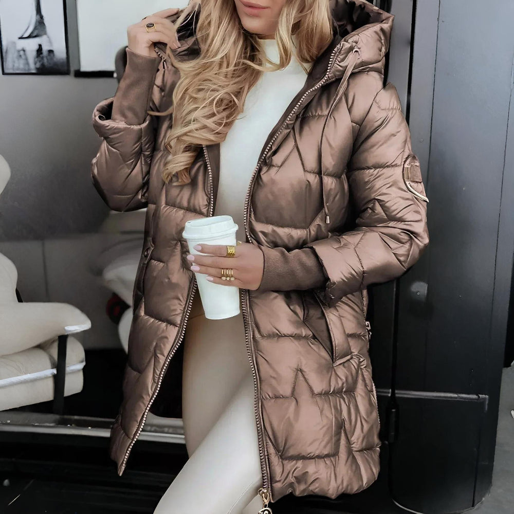 Cozy Women's Insulated Hooded Jacket for Winter Adventures
