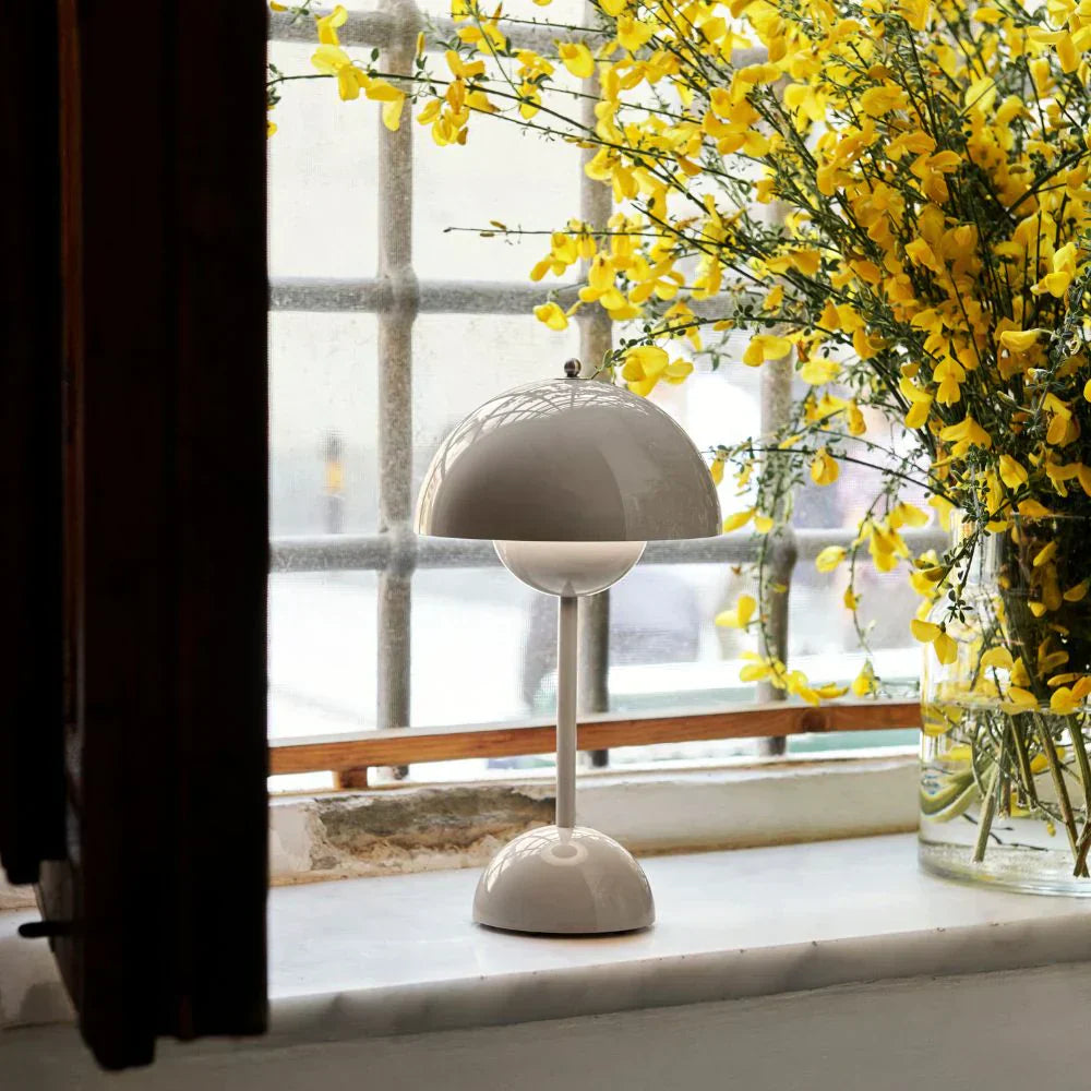 Adjustable Wireless, Dimmable LED Table Lamp