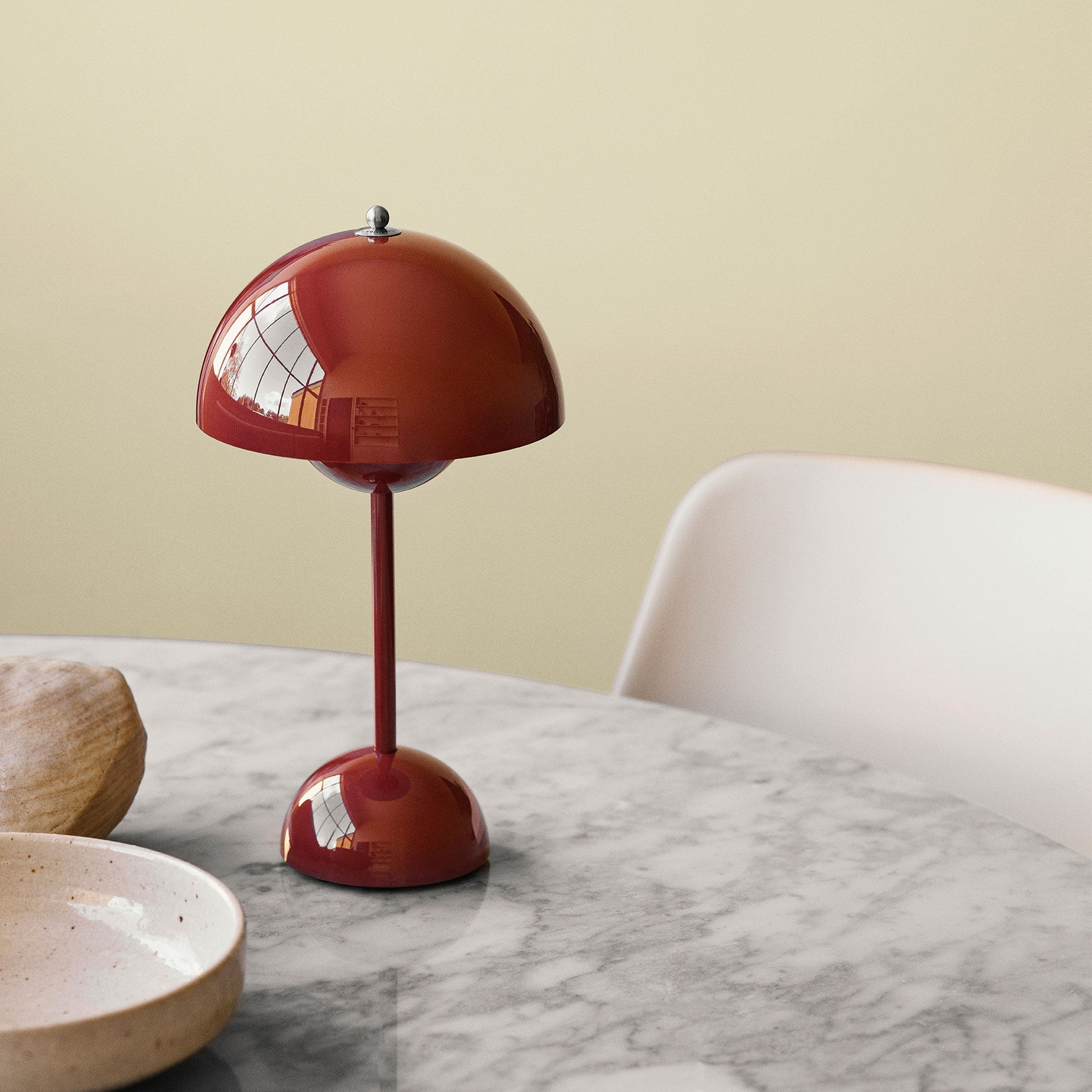 Adjustable Wireless, Dimmable LED Table Lamp