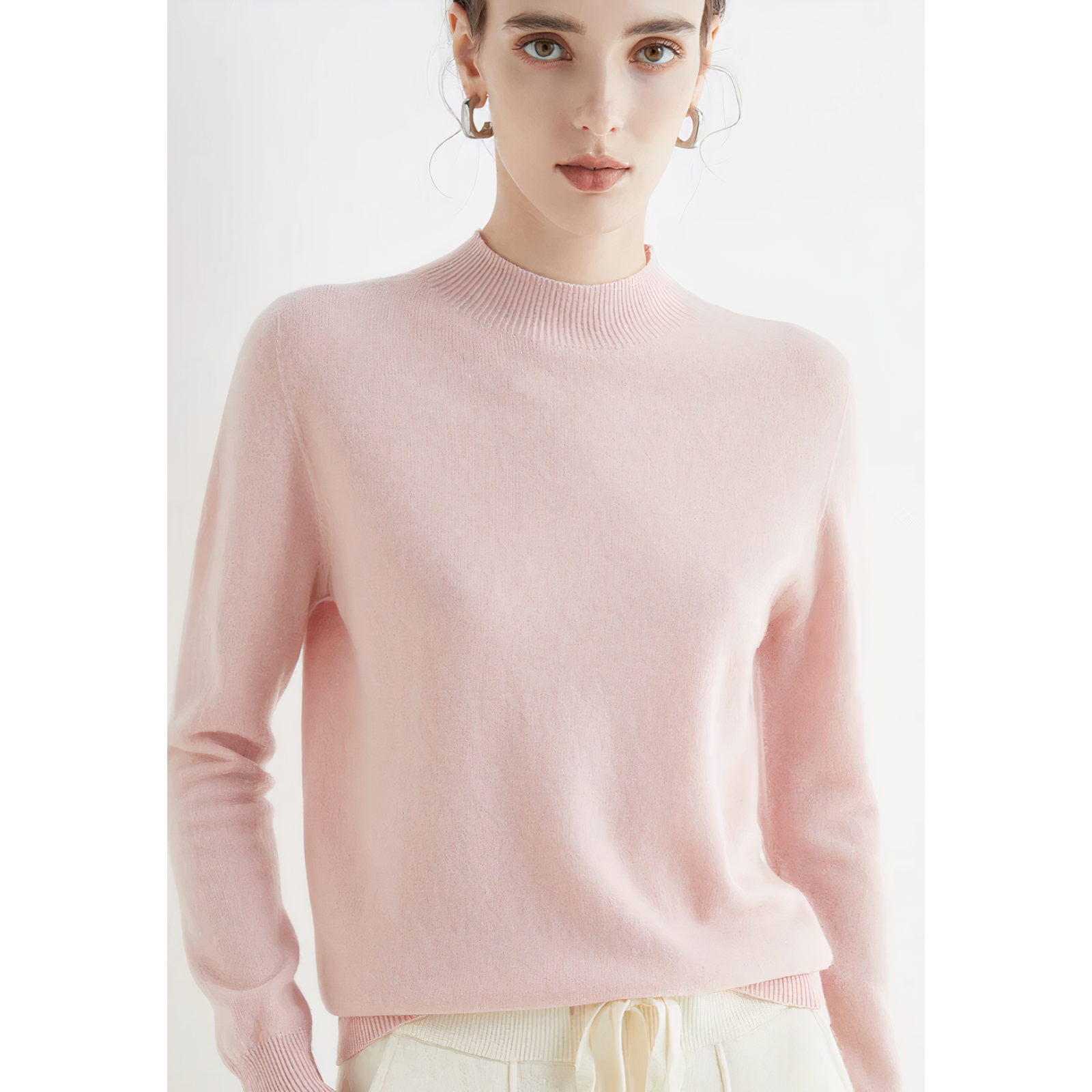 Luxurious Cashmere Blend Sweater for Effortless Style