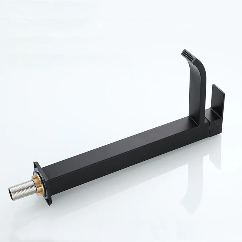Tuckhub — Single-Handle Matte Black Bathroom Faucet with Durable Build