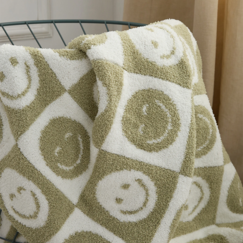 Smiley Face Blanket | Eye-Catching Design | Cozy and Warm Comfort | Polyester
