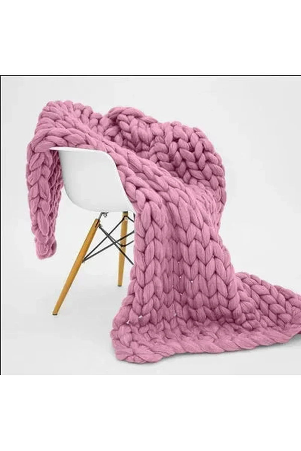Chunky Knit Throw Blanket | Plush Softness | Cozy Warmth for Chilly Nights | Polyester