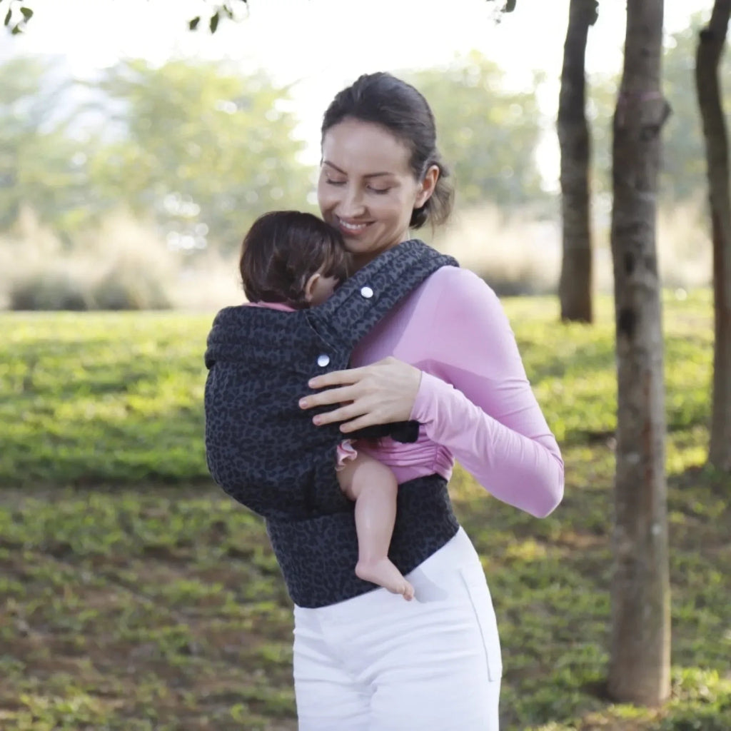 Ergonomic Toddler Carrier with Customizable Fit for Parents