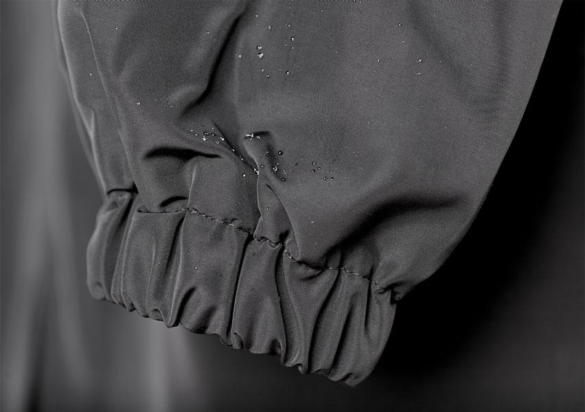 Women’s Raincoat | Belted Trench Style | Mid-Length & Adjustable Fit | Weather Protection and Versatile Wear