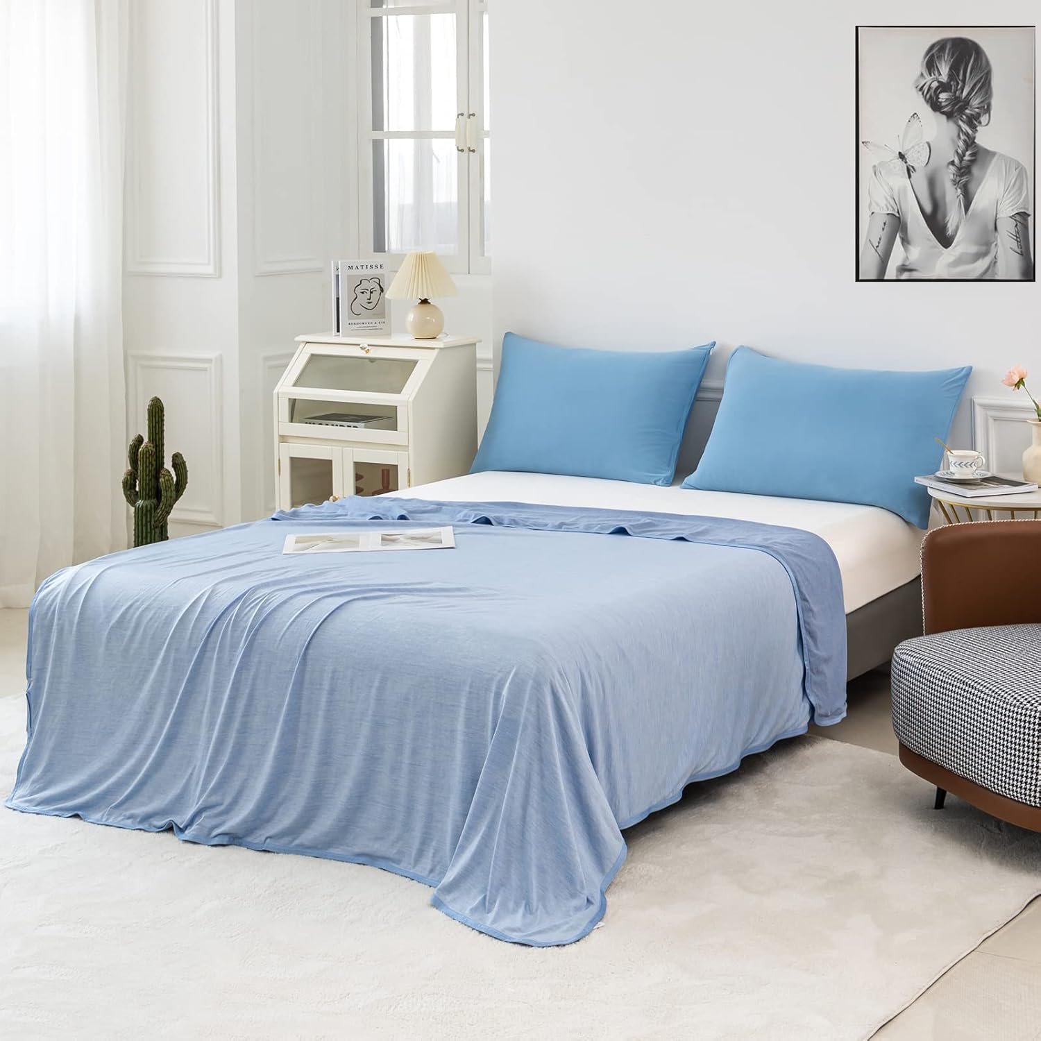 Cooling Throw Blanket for Hot Sleepers – Soft Lightweight Design with Q-Max 0.4 Technology