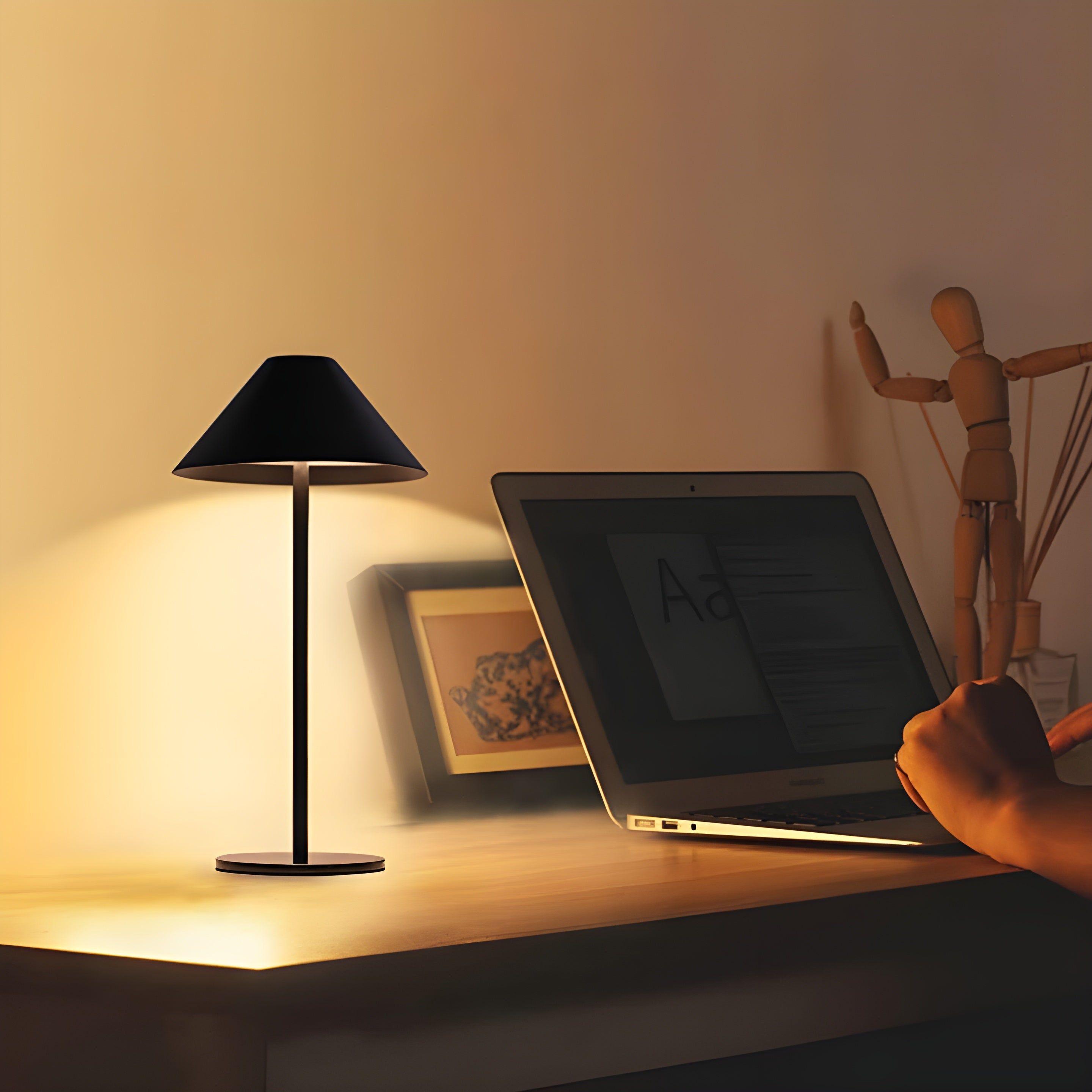 Taavita - Minimalistic Dimmable Touch Table Lamp - Waterproof and Rechargeable Light Color