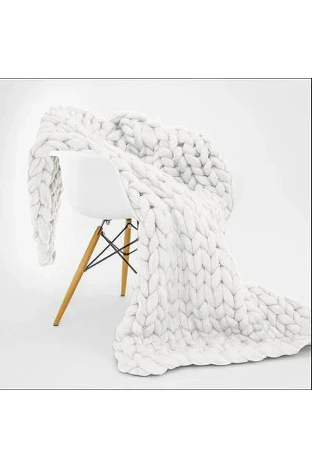 Chunky Knit Throw Blanket | Plush Softness | Cozy Warmth for Chilly Nights | Polyester