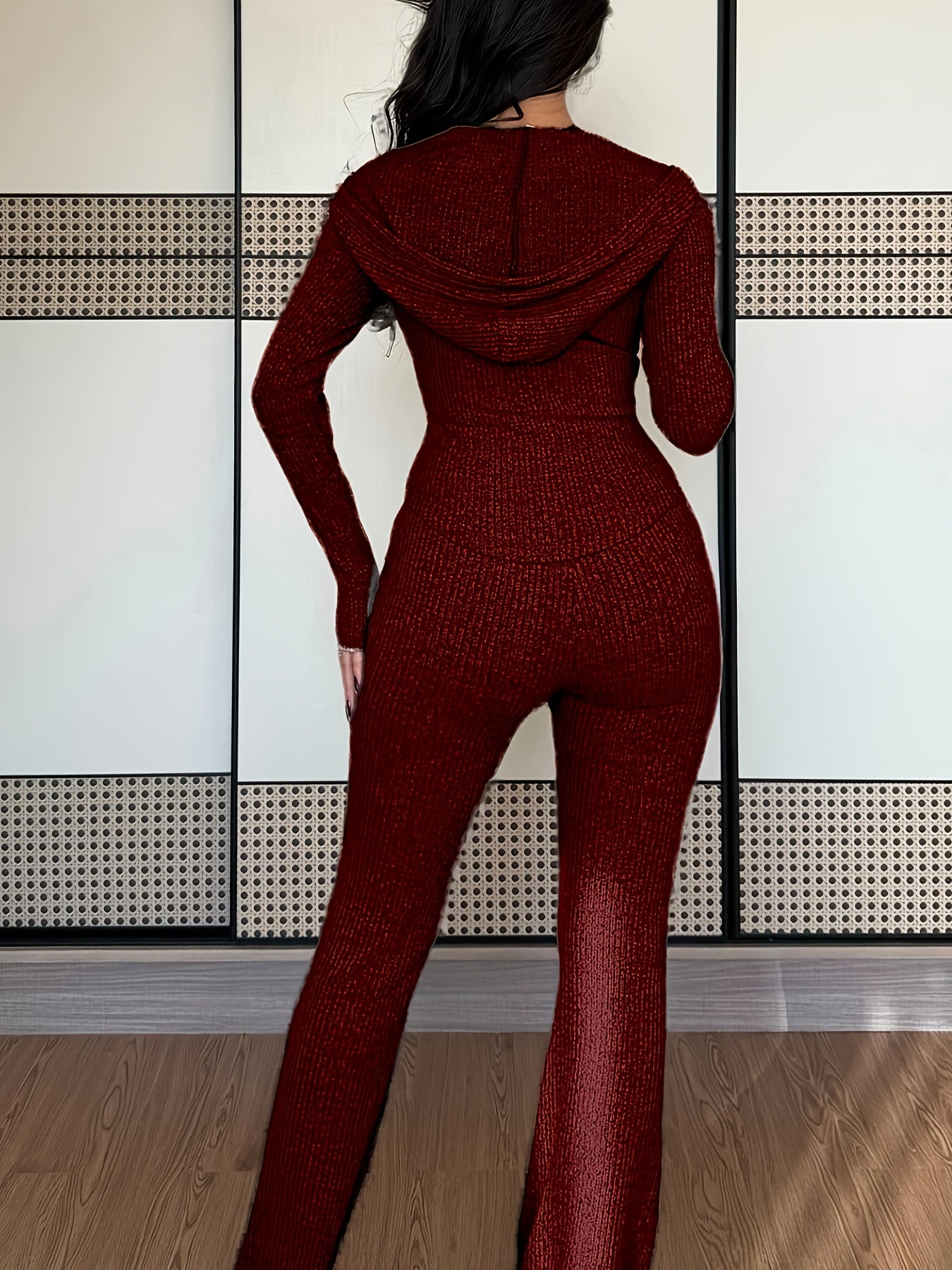 Women’s Two-Piece Set | Hooded Zip Jacket | Stretchy Comfort Fit | Polyester