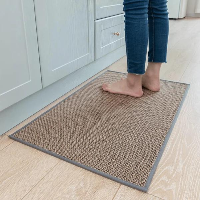 Taavita – Modern Woven Rug for Elegant Kitchens