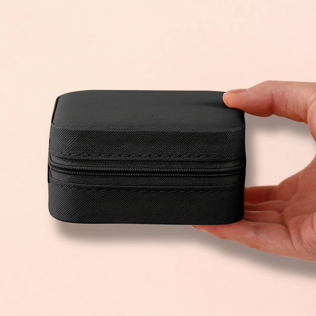 Compact Jewelry Travel Case with Secure Zipper for Easy Storage