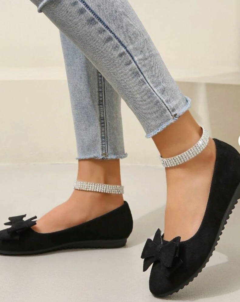 Women’s Orthopedic Moccasin Flats | Bow Detail & Cushioned Insole | Durable Textured Sole | Comfortable Fit