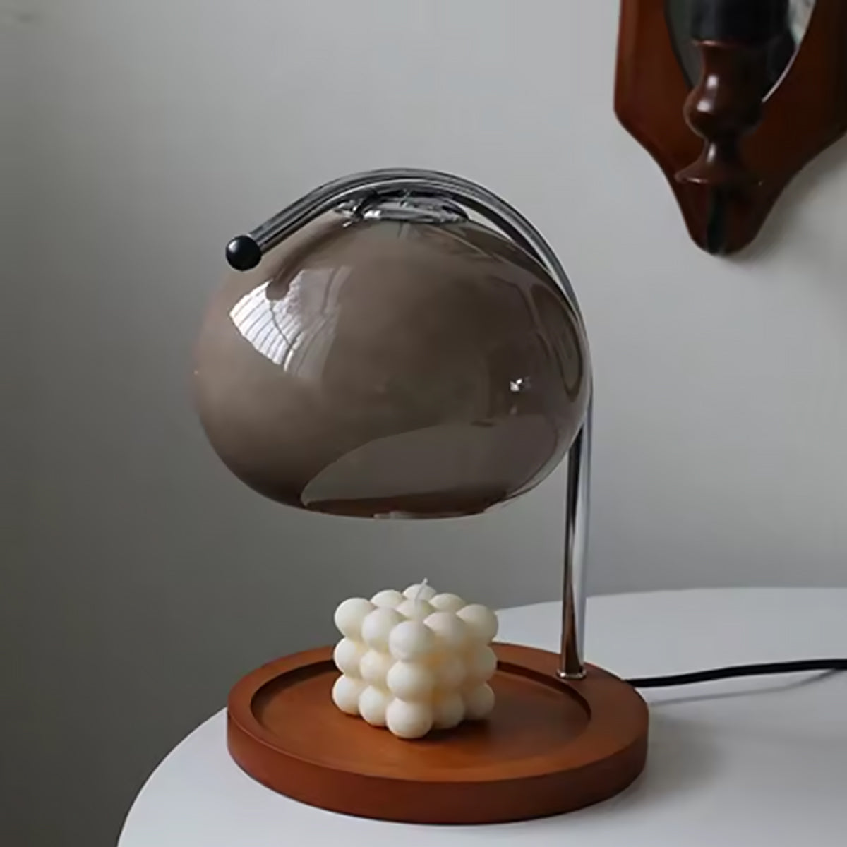 Vintage-Inspired Candle Warmer Lamp with Adjustable Light
